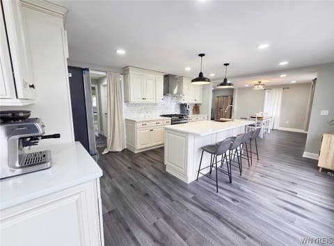 Tiny photo for 7 Lindbergh Court, Cheektowaga, NY 14225 (MLS # B1689894)