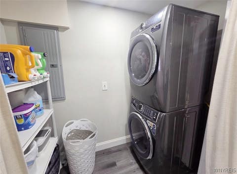 Tiny photo for 7 Lindbergh Court, Cheektowaga, NY 14225 (MLS # B1689894)