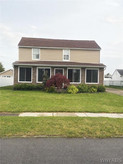 Tiny photo for 7 Lindbergh Court, Cheektowaga, NY 14225 (MLS # B1689894)