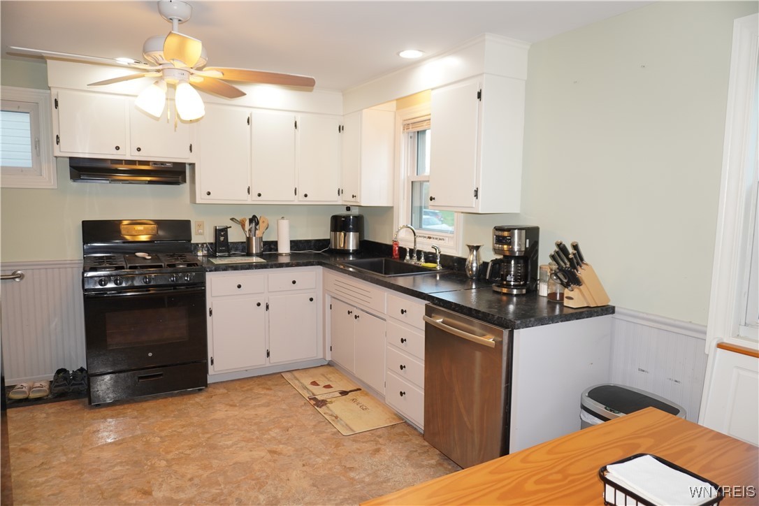 254 Chapel Avenue, Cheektowaga, New York image 3