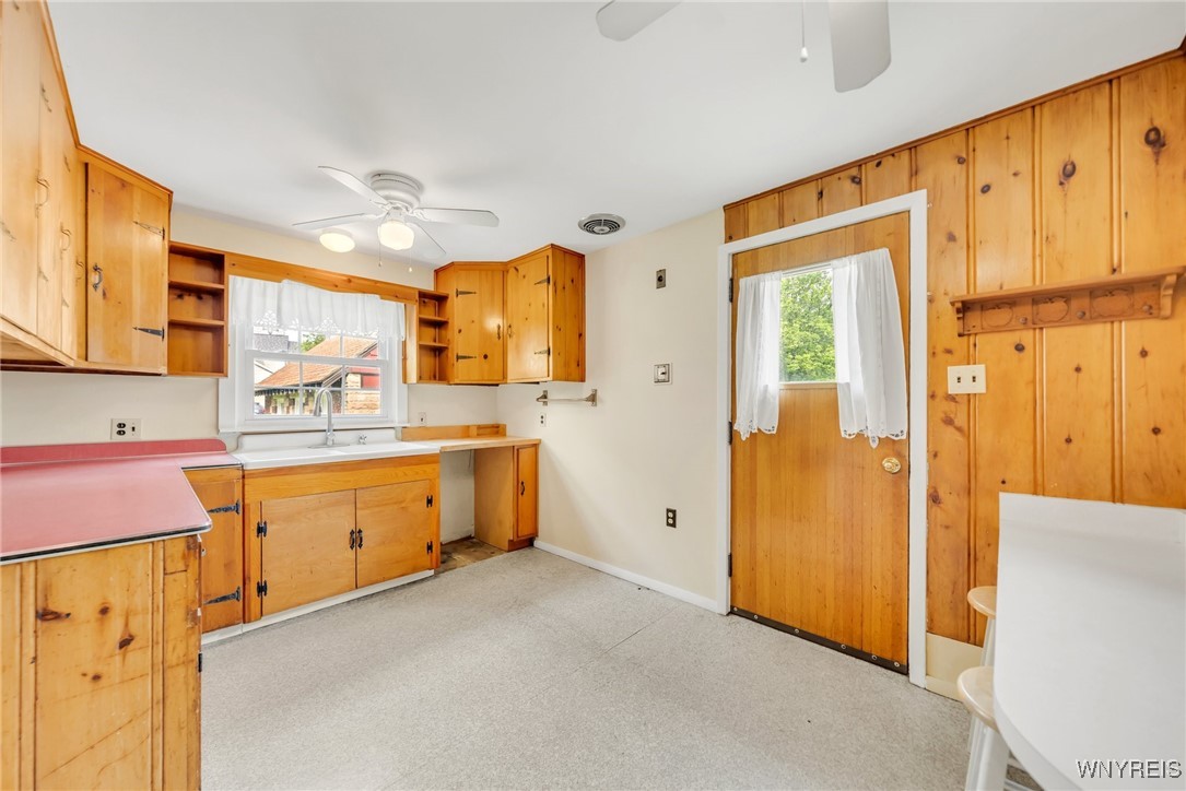 430 Getzville Road, Amherst, New York image 9