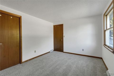 Tiny photo for 276 Tennyson, Amherst, NY 14221 (MLS # B1655471)