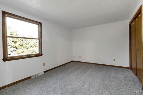 Tiny photo for 276 Tennyson, Amherst, NY 14221 (MLS # B1655471)