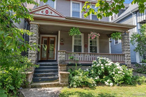 Tiny photo for 370 Bryant Street #2, Buffalo, NY 14222 (MLS # B1704421)