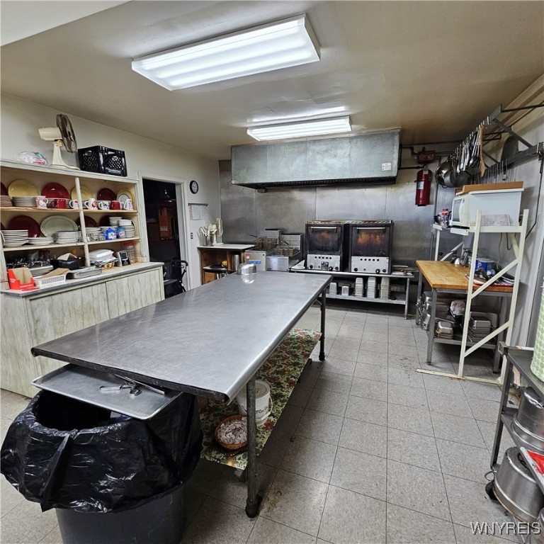 Yates, New York 14098, United States, ,Commercial,Active,90999