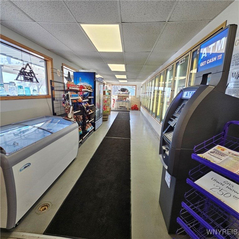 Yates, New York 14098, United States, ,Commercial,Active,90999