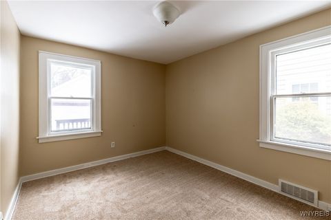 Tiny photo for 189 Hamilton Drive #1, Amherst, NY 14226 (MLS # B1655423)