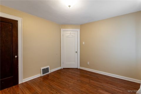 Tiny photo for 189 Hamilton Drive #1, Amherst, NY 14226 (MLS # B1655423)