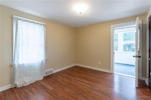 Tiny photo for 189 Hamilton Drive #1, Amherst, NY 14226 (MLS # B1655423)