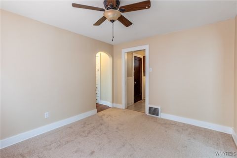 Tiny photo for 189 Hamilton Drive #1, Amherst, NY 14226 (MLS # B1655423)