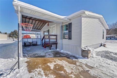 Photo of 127 Sunset, Arcade, NY 14009 (MLS # B1660868)