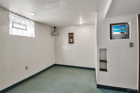 Tiny photo for 519 E Thompson Street, North Tonawanda, NY 14120 (MLS # B1660437)