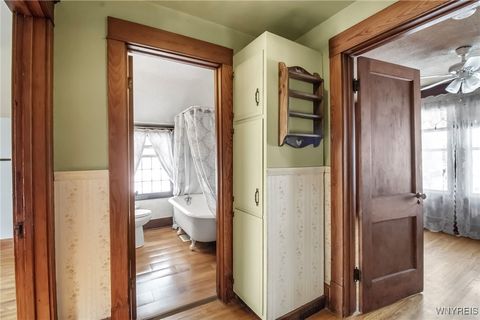 Tiny photo for 519 E Thompson Street, North Tonawanda, NY 14120 (MLS # B1660437)