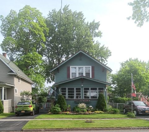 Tiny photo for 519 E Thompson Street, North Tonawanda, NY 14120 (MLS # B1660437)