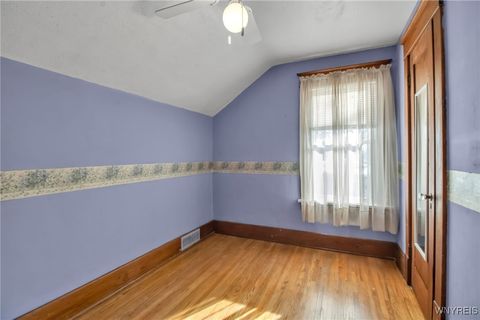 Tiny photo for 519 E Thompson Street, North Tonawanda, NY 14120 (MLS # B1660437)