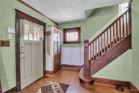 Tiny photo for 519 E Thompson Street, North Tonawanda, NY 14120 (MLS # B1660437)