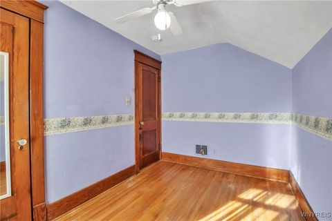 Tiny photo for 519 E Thompson Street, North Tonawanda, NY 14120 (MLS # B1660437)