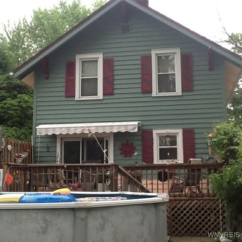 Tiny photo for 519 E Thompson Street, North Tonawanda, NY 14120 (MLS # B1660437)