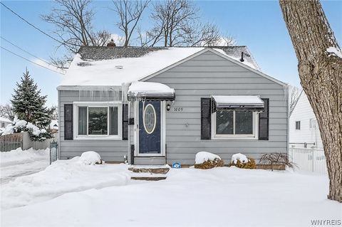 1009 Pasadena Avenue Niagara Falls NY 14304