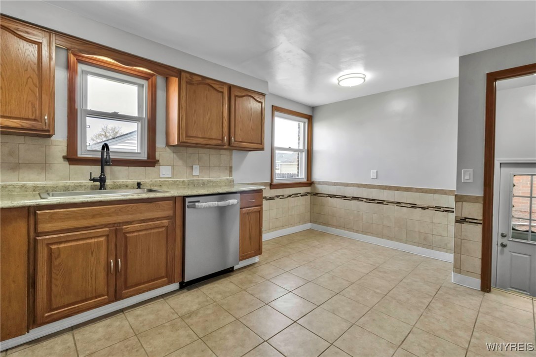 234 Aurora Street, Lancaster, New York image 17