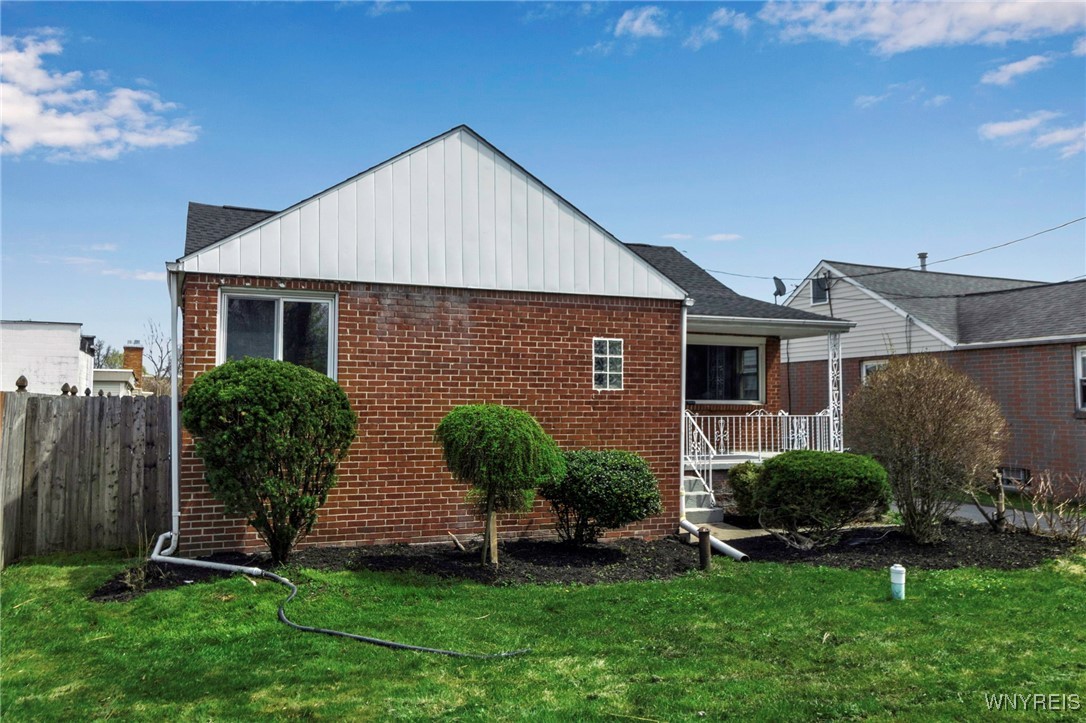 234 Aurora Street, Lancaster, New York image 2
