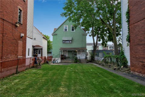 Multifamily For Sale - 563 Tronolone Place<br/> Niagara Falls, NY 14301