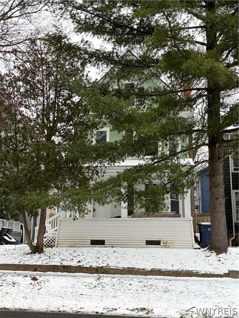 Photo of 74 Genesee Street #Lower, Lockport City, NY 14094 (MLS # B1667899)