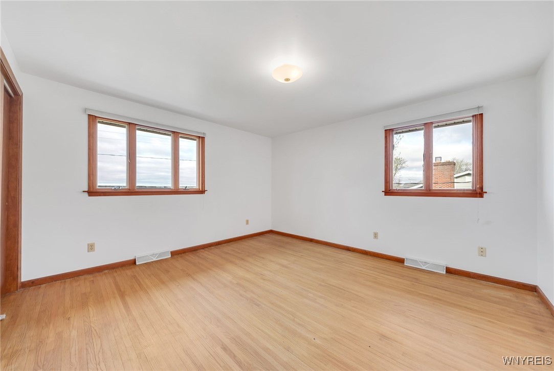 1361 W River Road, Grand Island, New York image 34