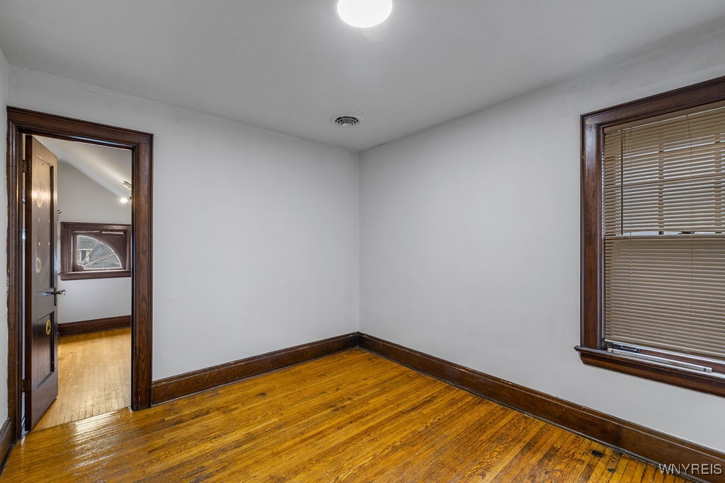 3935 Deveaux Street, Niagara Falls, New York image 19
