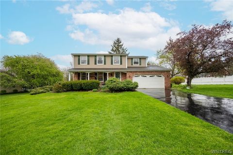 Photo of 30 Hunter Court, Elma, NY 14059 (MLS # B1679241)