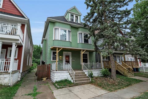 Photo of 235 POTOMAC AVE (upper) AVE, Buffalo, NY 14213 (MLS # B1702696)
