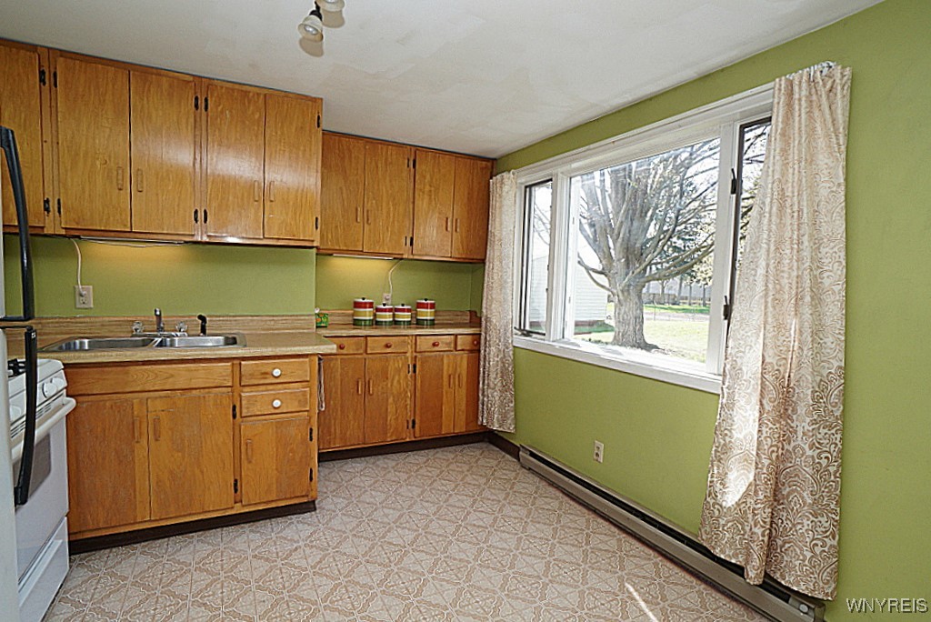 4306 Clark Street, Hamburg, New York image 25