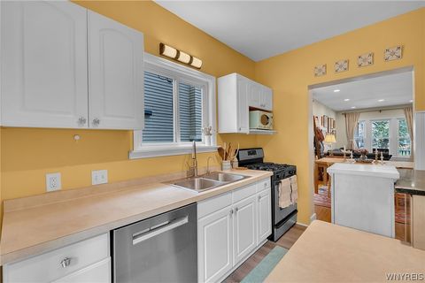 Tiny photo for 707 Richmond Avenue, Buffalo, NY 14222 (MLS # B1700532)