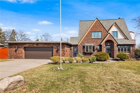 Photo of 3031 Lewiston Road, Niagara Falls, NY 14305 (MLS # B1654852)