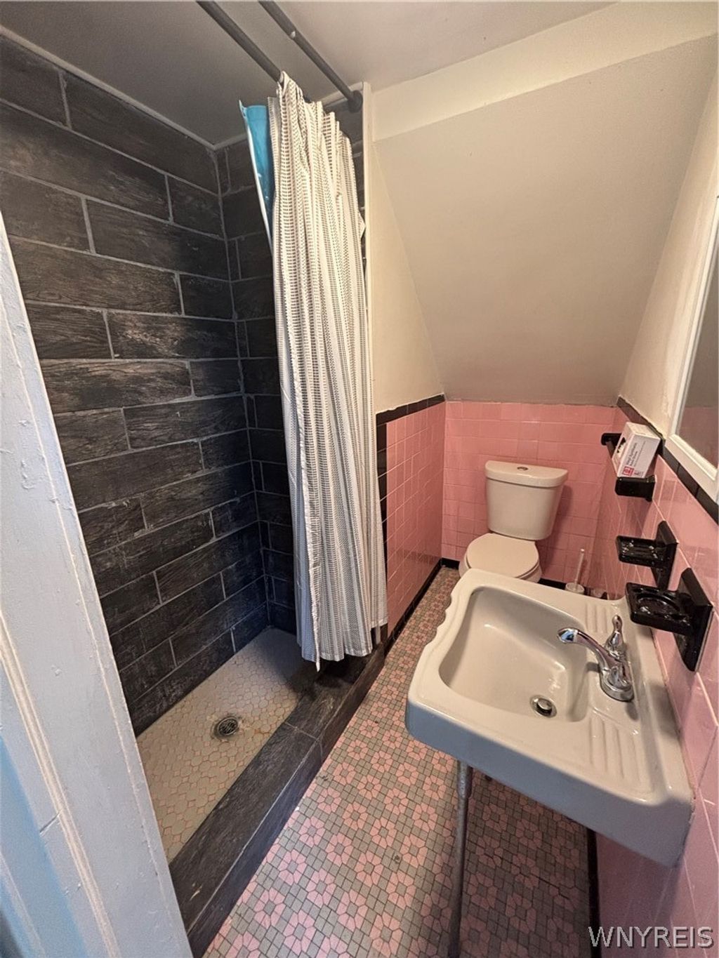 Photo of 1780 Falls Street, Niagara Falls, NY 14303 (MLS # B1677259)