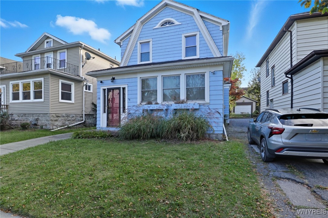 116 W Winspear Avenue