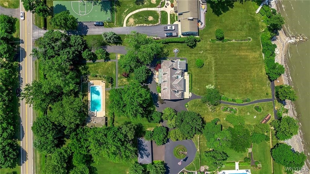 6100 Old Lake Shore Road