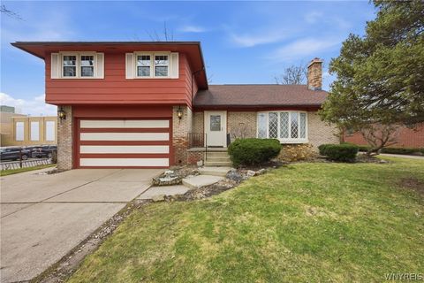 3 Gilmore Dr Cheektowaga NY 14225