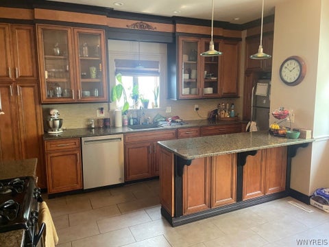Tiny photo for 382 Elmwood AVE #2, Buffalo, NY 14222 (MLS # B1715083)
