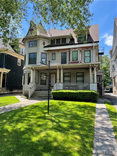 Photo of 382 Elmwood AVE #2, Buffalo, NY 14222 (MLS # B1715083)