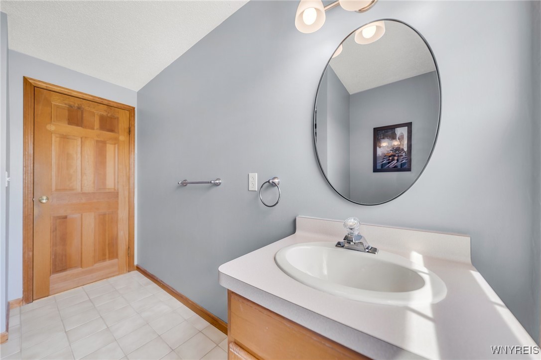 22 Grace Way, Lancaster, New York image 27