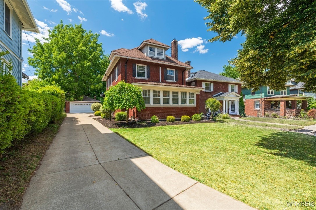 36 University Avenue