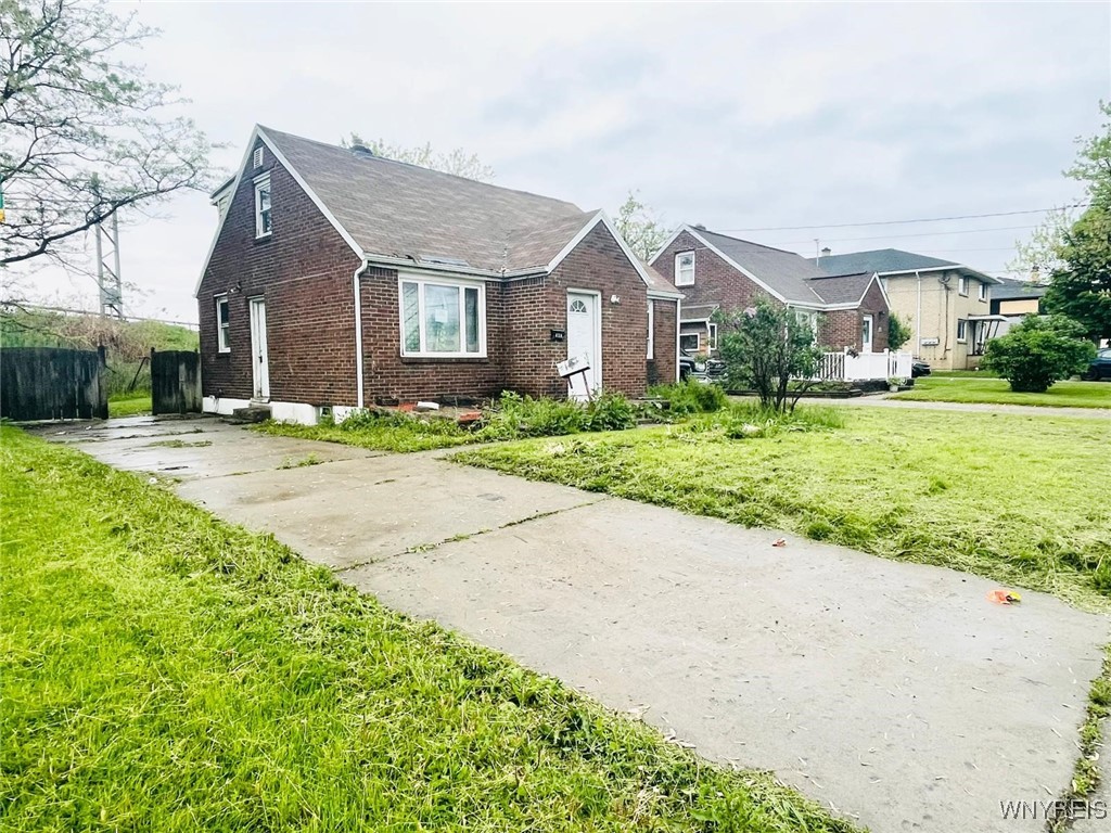 428 Beach Road, Cheektowaga, New York image 2