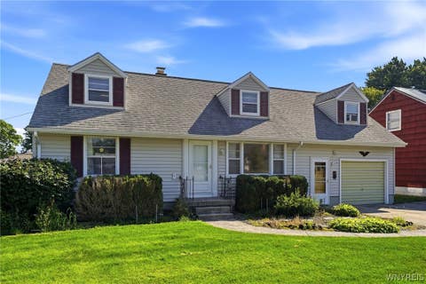 Homes For Sale - 3311 Cox Drive<br/> Erie County, Hamburg, NY 14219