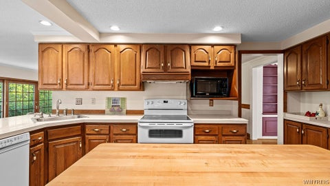 Tiny photo for 35 Lehn Springs Drive, Amherst, NY 14221 (MLS # B1702488)