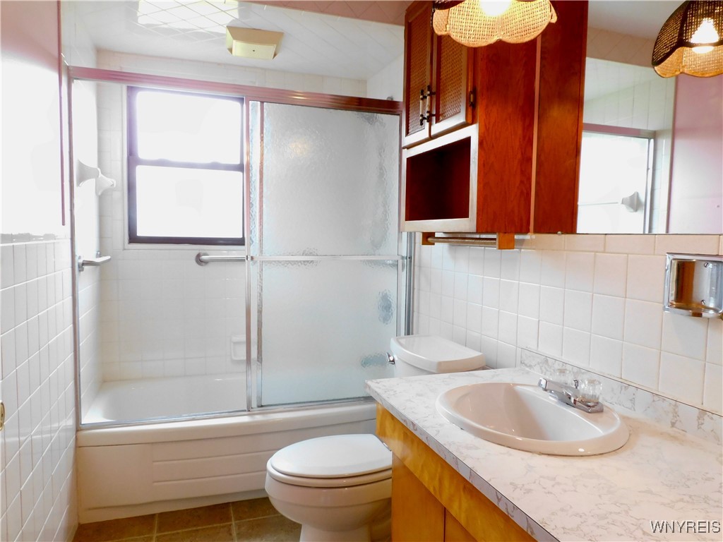 129 Nadine Drive, Cheektowaga, New York image 14