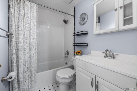 Tiny photo for 216 Summer Street #6, Buffalo, NY 14222 (MLS # B1722808)