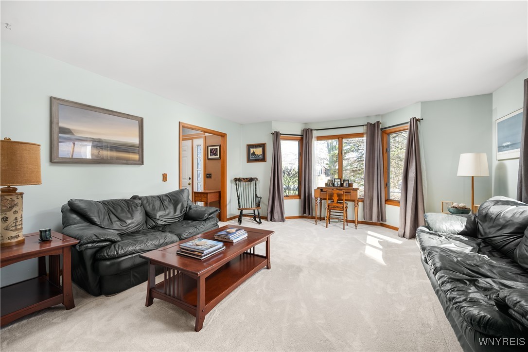 4523 Winding Woods Ln Ln, Hamburg, New York image 17