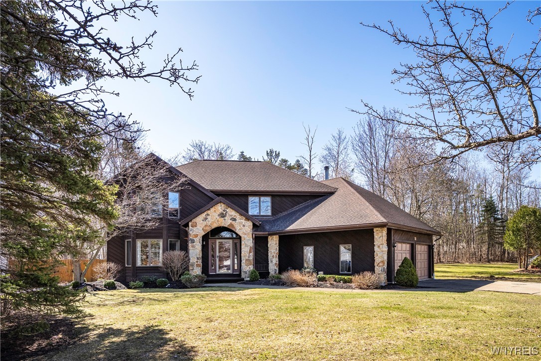 4523 Winding Woods Ln Ln, Hamburg, New York image 1