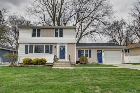 Homes For Sale - 80 Castleton Place<br/> Tonawanda, NY 14150